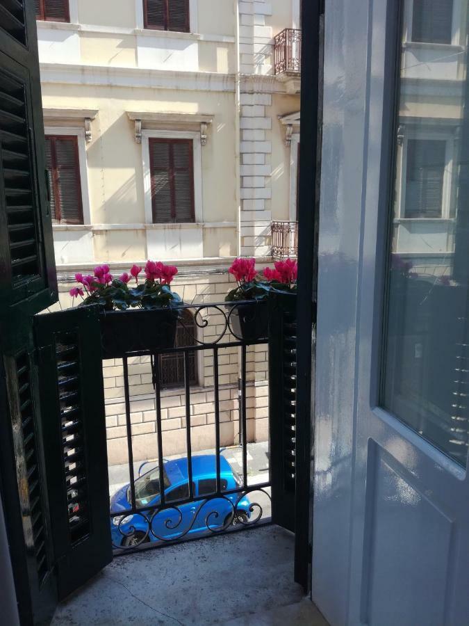 Cairoli 79 Appartement Bari Buitenkant foto